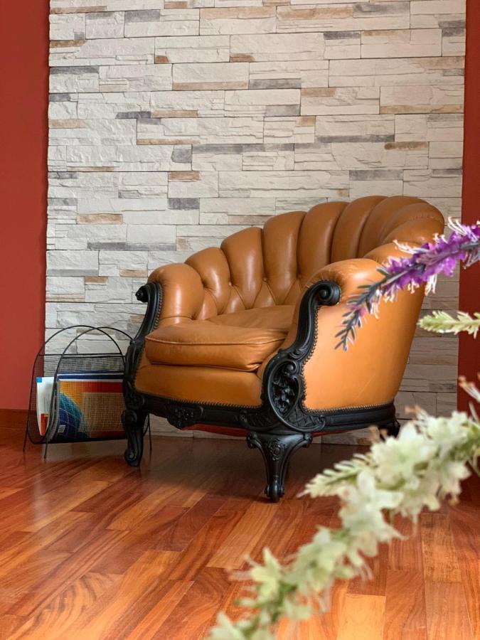 アヴォラ"A Casa Di Lele"アパートメント エクステリア 写真