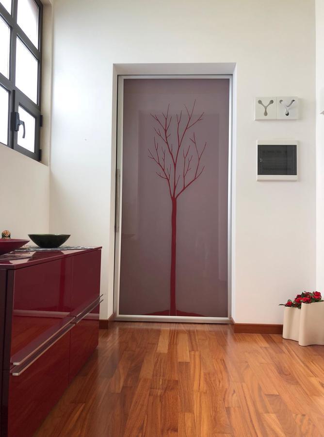 アヴォラ"A Casa Di Lele"アパートメント エクステリア 写真